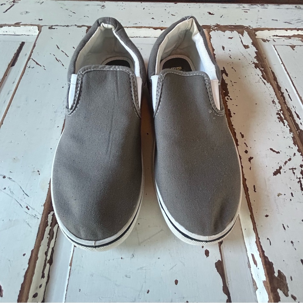 Basic Editions Men's Casual Grey Sneakers Size 12